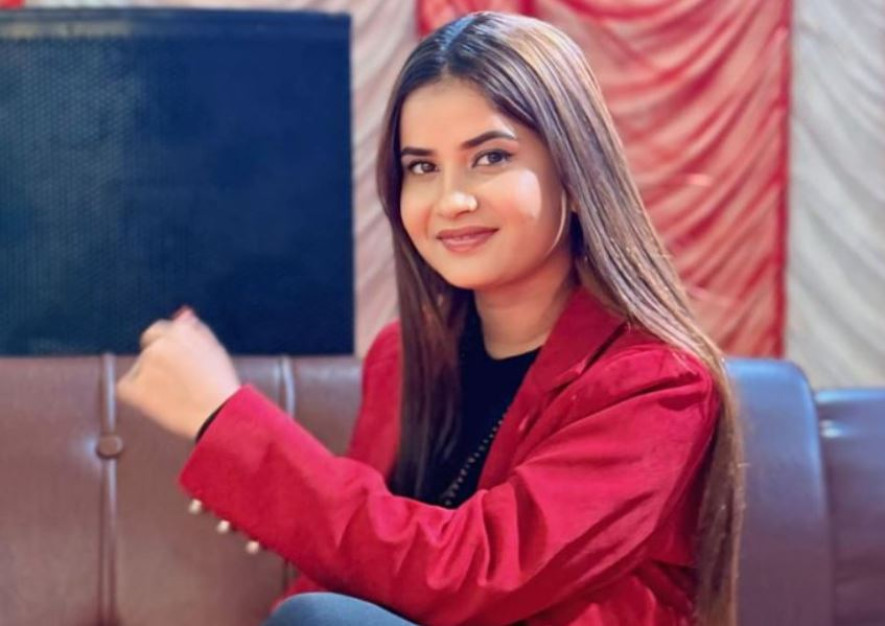 एलिना चौहानले ‘हेट स्पिच’ दिने सोसल मिडिया खातालाई सार्वजनिक गर्न थालिन्